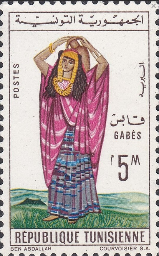 Costumes régionaux. Gabès