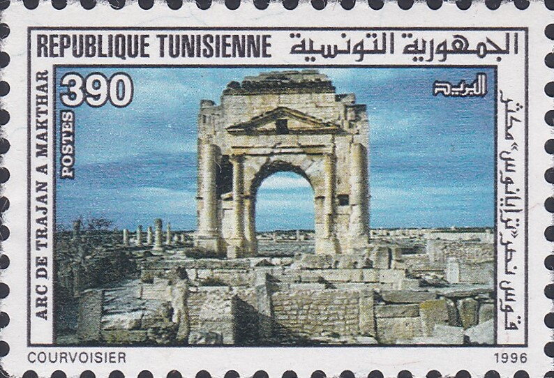 Arc de Trajan à Mactar